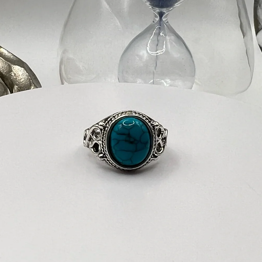 Stainless Steel Ring With Turquoise Colored Stone SZ 7 NEW.